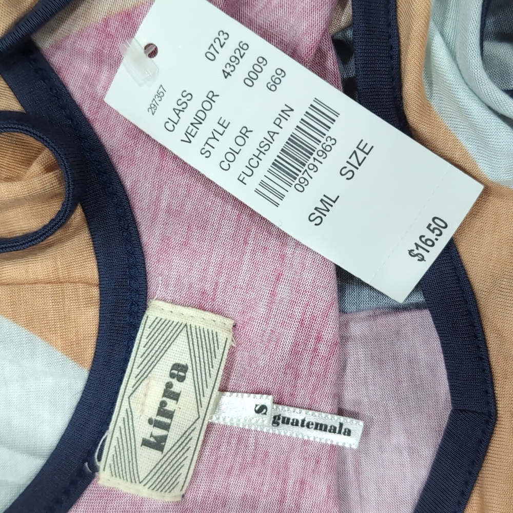 PacSun geometric tank - Picture 4 of 6